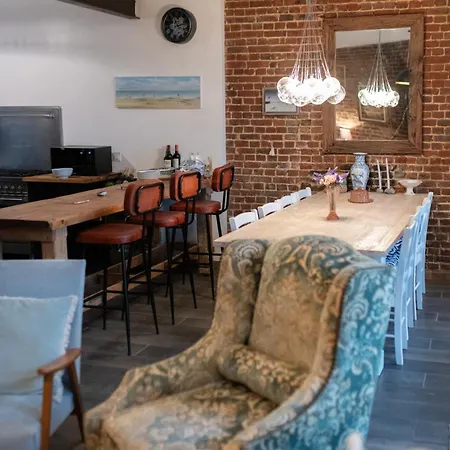 펜션 La Maison Bleue, Terrasses Et Vue Panoramique 르트레포르