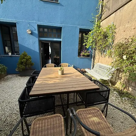 La Maison Bleue, Terrasses Et Vue Panoramique Semesterbostad