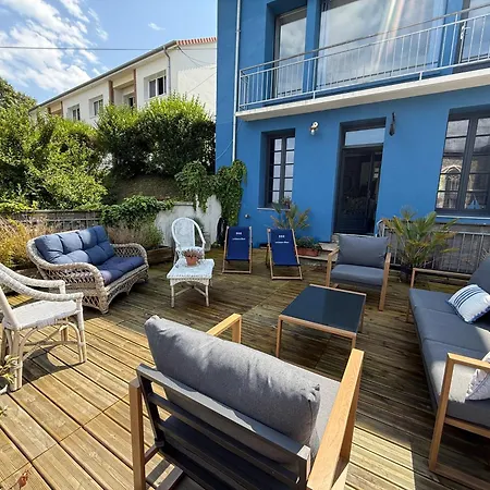 La Maison Bleue, Terrasses Et Vue Panoramique Semesterbostad